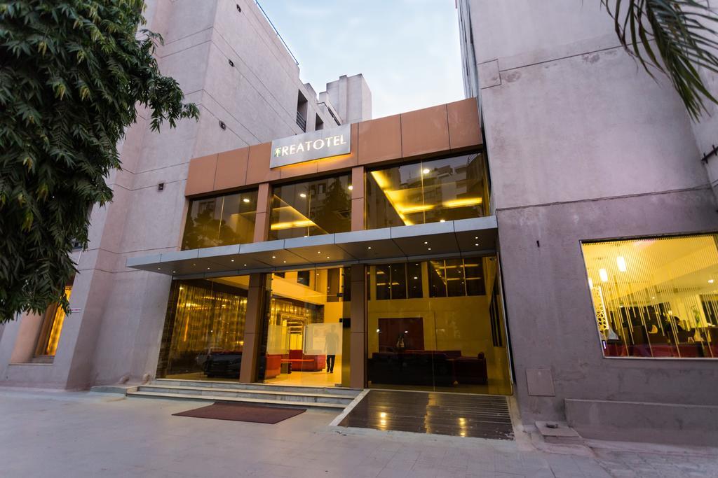 Treatotel Ahmedabad Exterior foto