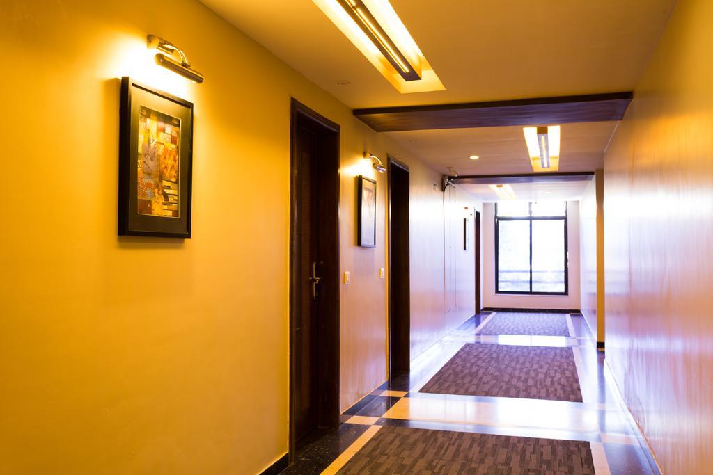 Treatotel Ahmedabad Exterior foto